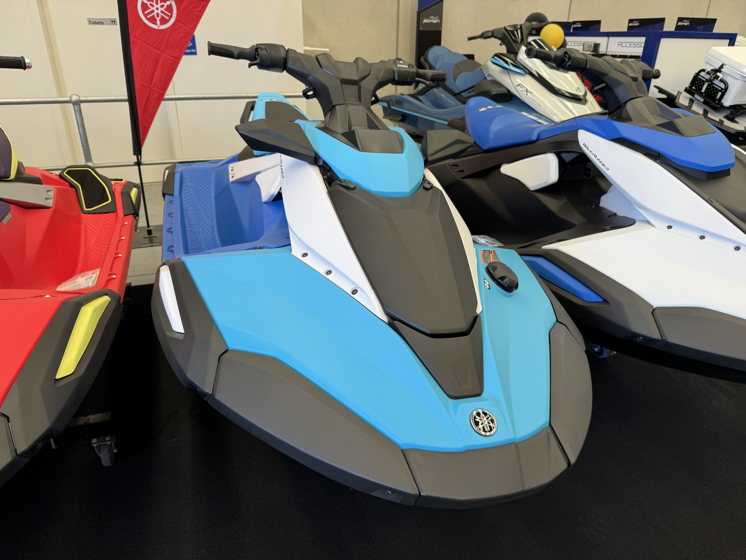 MULLIES MARINE YAMAHA JETBLASTER DLX 3