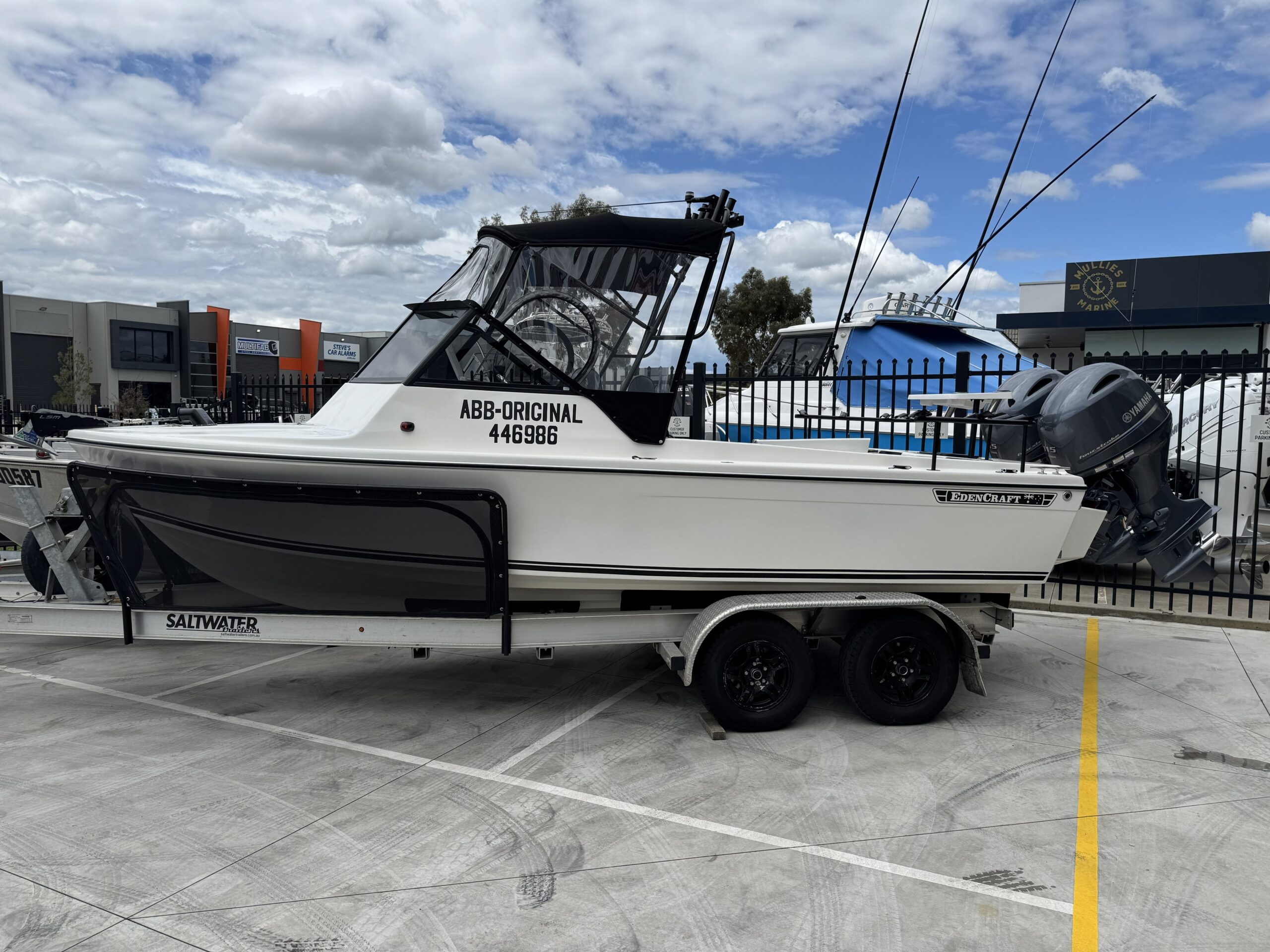 Mullies Marine Edencraft 5.9 23